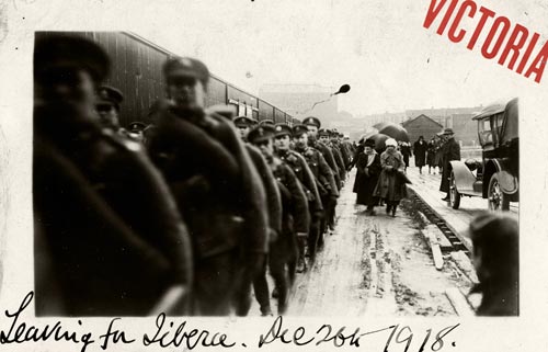 Canadian soldiers embarking for Vladivostok, December 1918