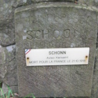 isitt_russia_cemetery_116
