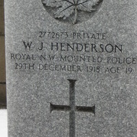isitt_russia_cemetery_24
