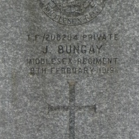 isitt_russia_cemetery_37