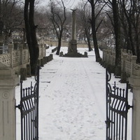 isitt_russia_cemetery_48