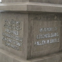 isitt_russia_cemetery_53
