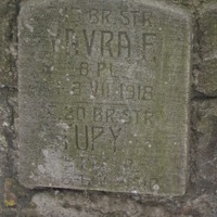 isitt_russia_cemetery_56